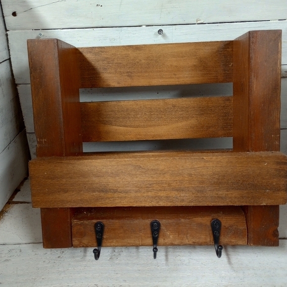 Reclaimed Wood Hanging Mail Organizer Wall, Mail Rack, Entryway Organizer, Keys - Picture 1 of 7